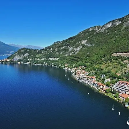 Fiumelatte Sleeps 10 Air Con Varenna